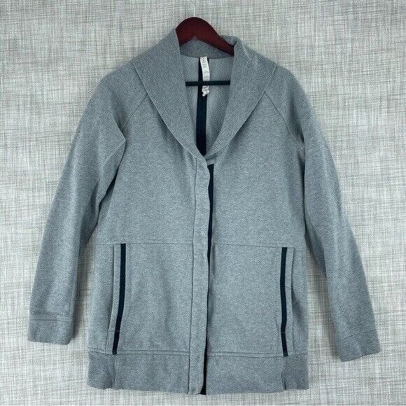 Lululemon Sweatshirt button down Womens Size 6 Gray 0682 - Picture 1 of 7